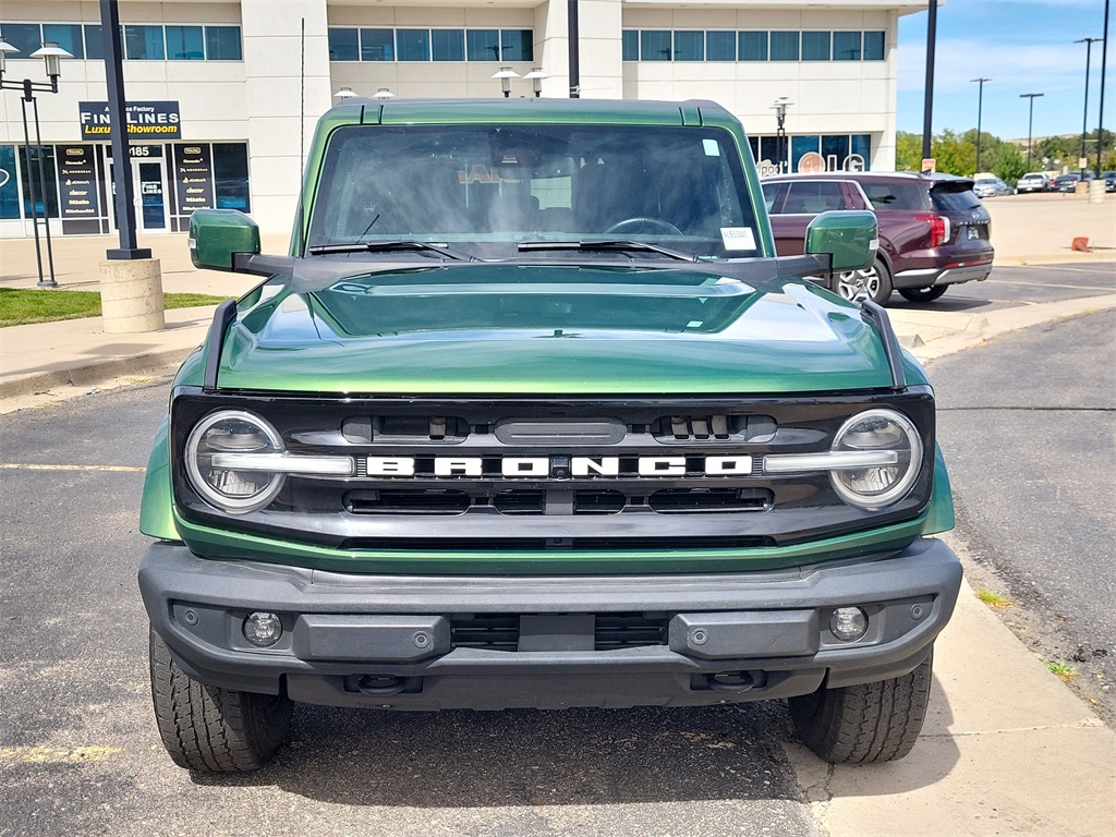 2022 Ford Bronco Outer Banks photo 9