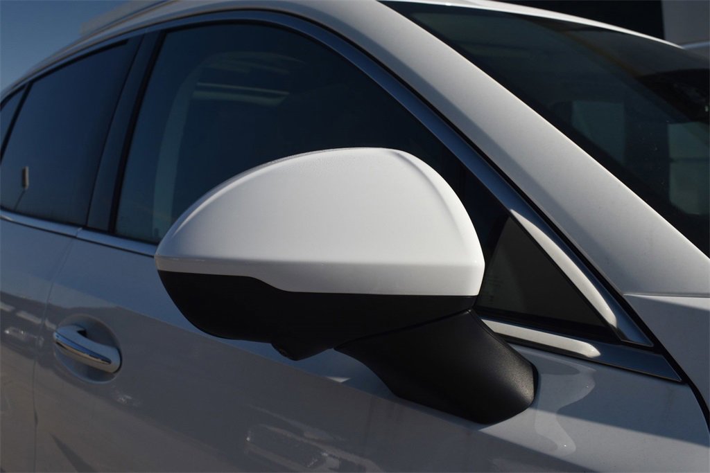 2025 Buick Envision Preferred photo 11