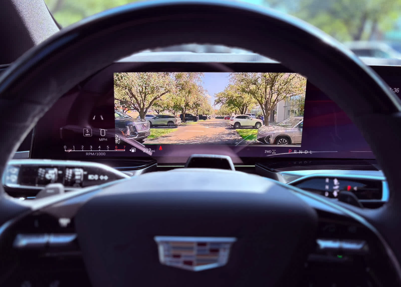 2025 Cadillac Escalade ESV Sport photo 2