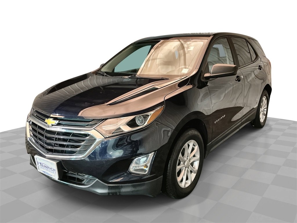 2020 Chevrolet Equinox LS's photo
