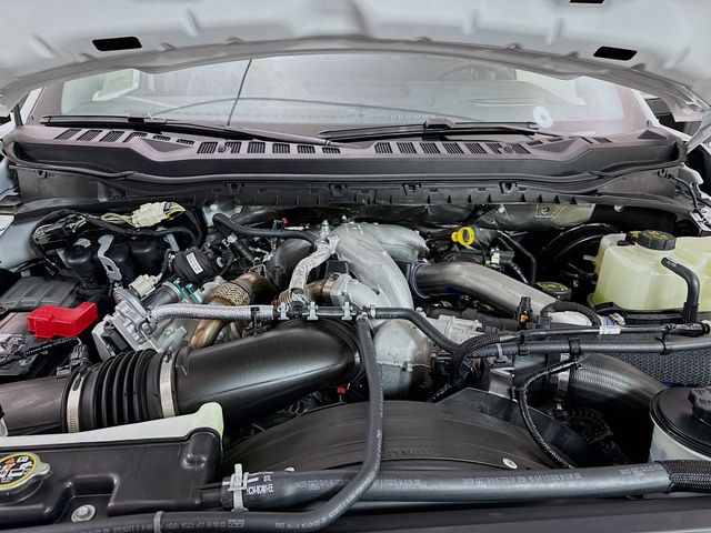 2025 Ford F-250 Lariat photo 30