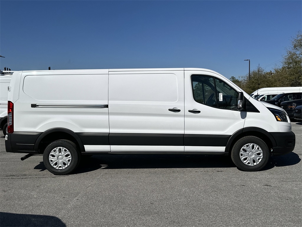2025 Ford Transit Cargo Van photo 4