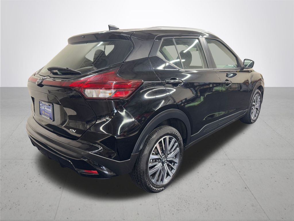 2024 Nissan Kicks SV photo 7