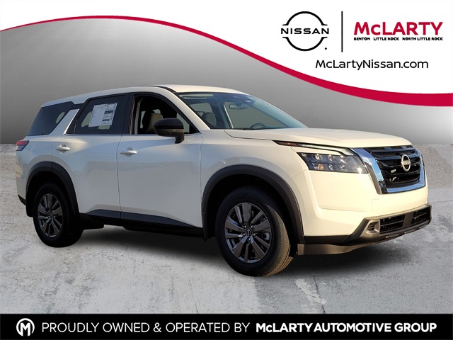 2025 Nissan Pathfinder S's photo