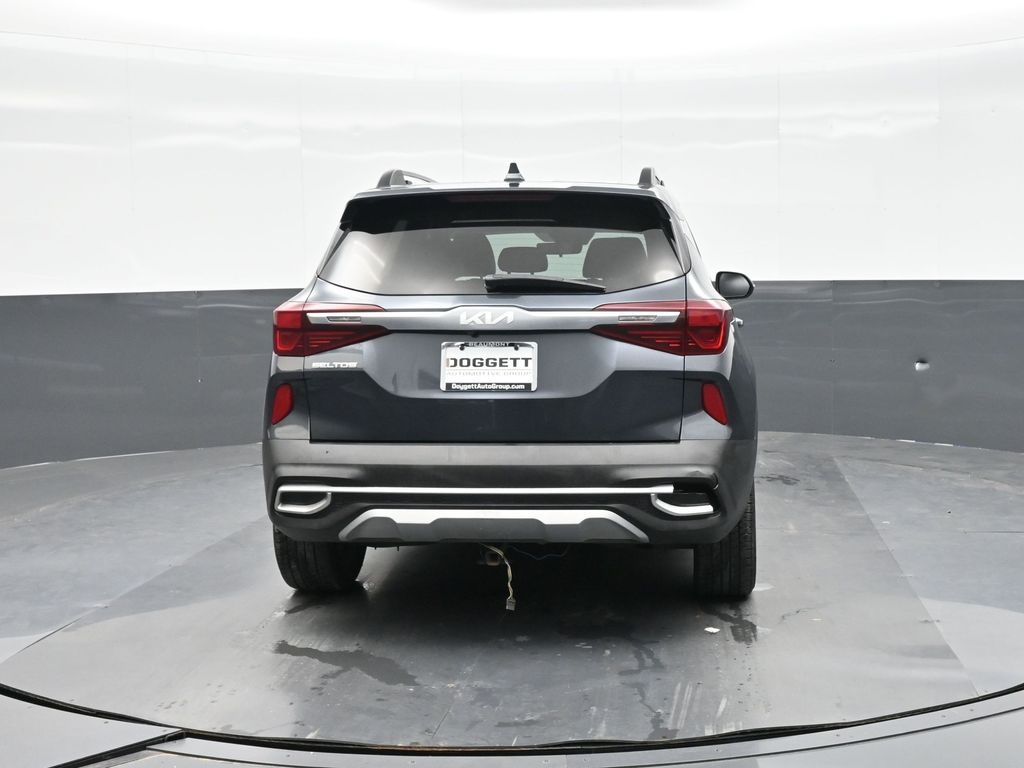 2022 Kia Seltos Nightfall Edition photo 8