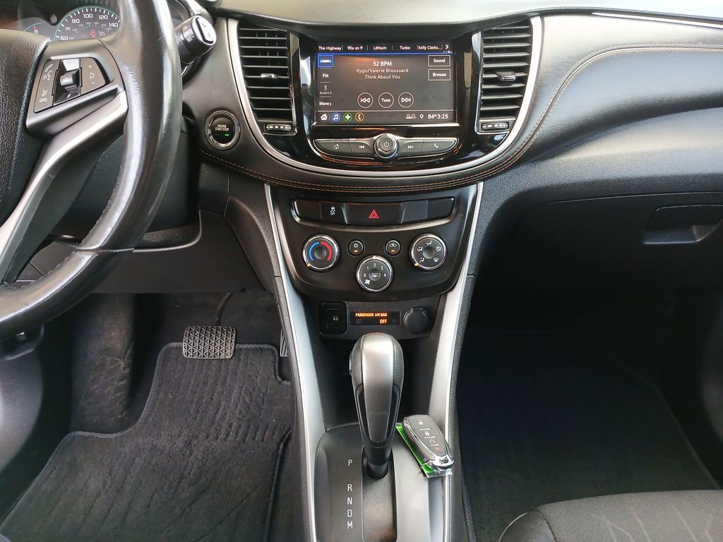 2022 Chevrolet Trax LT photo 31