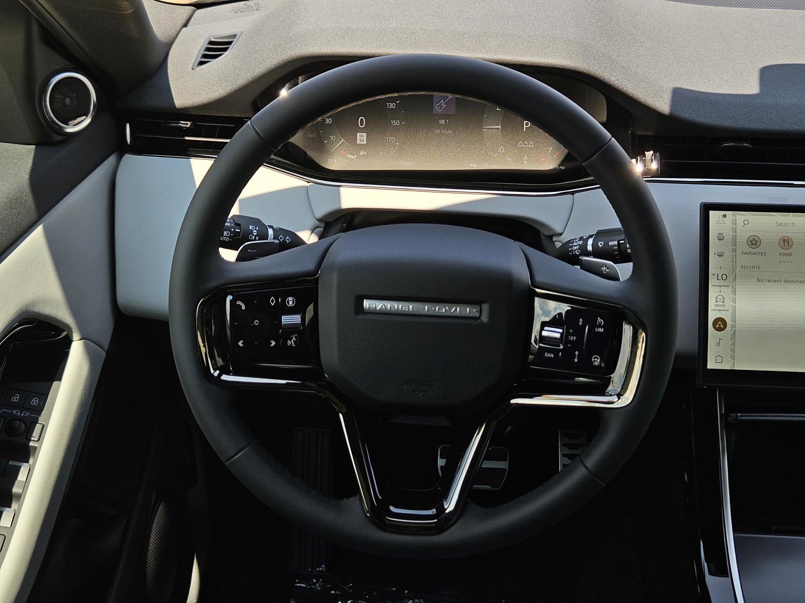 2026 Land Rover Range Rover Evoque Dynamic SE photo 27