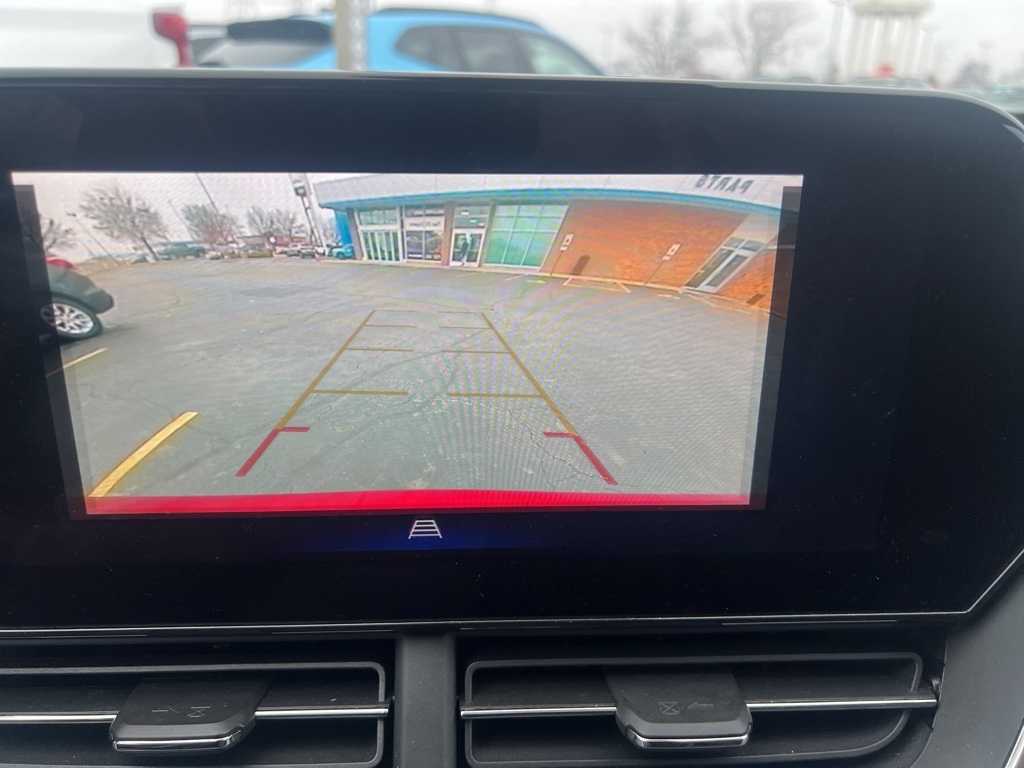 2024 CHEVROLET TRAX - Image 10