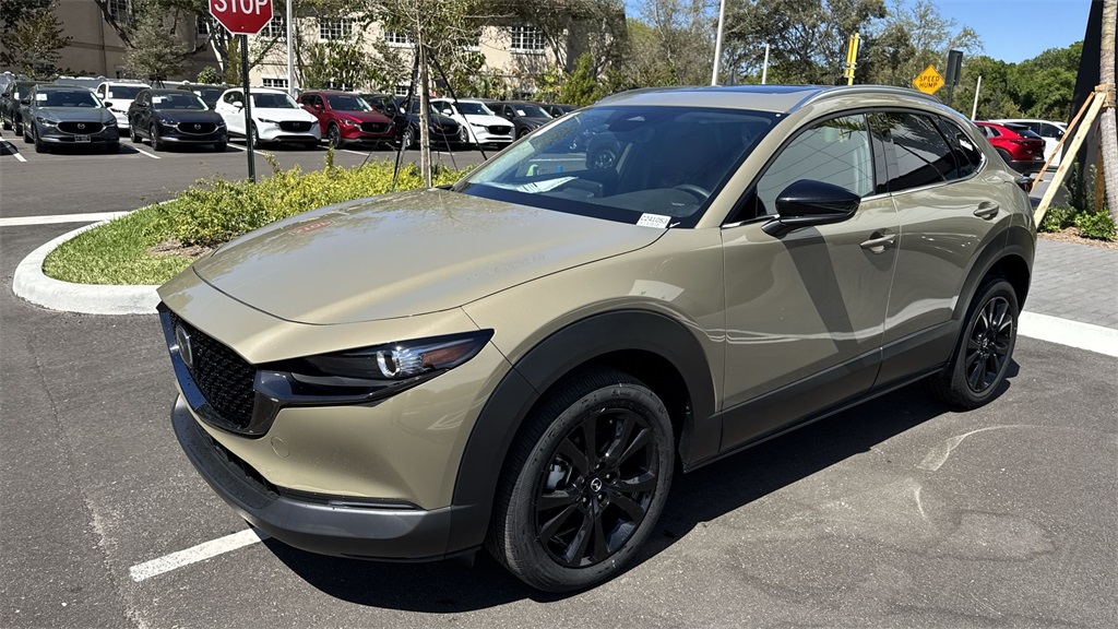 2024 Mazda CX-30 2.5 Turbo Carbon photo 9
