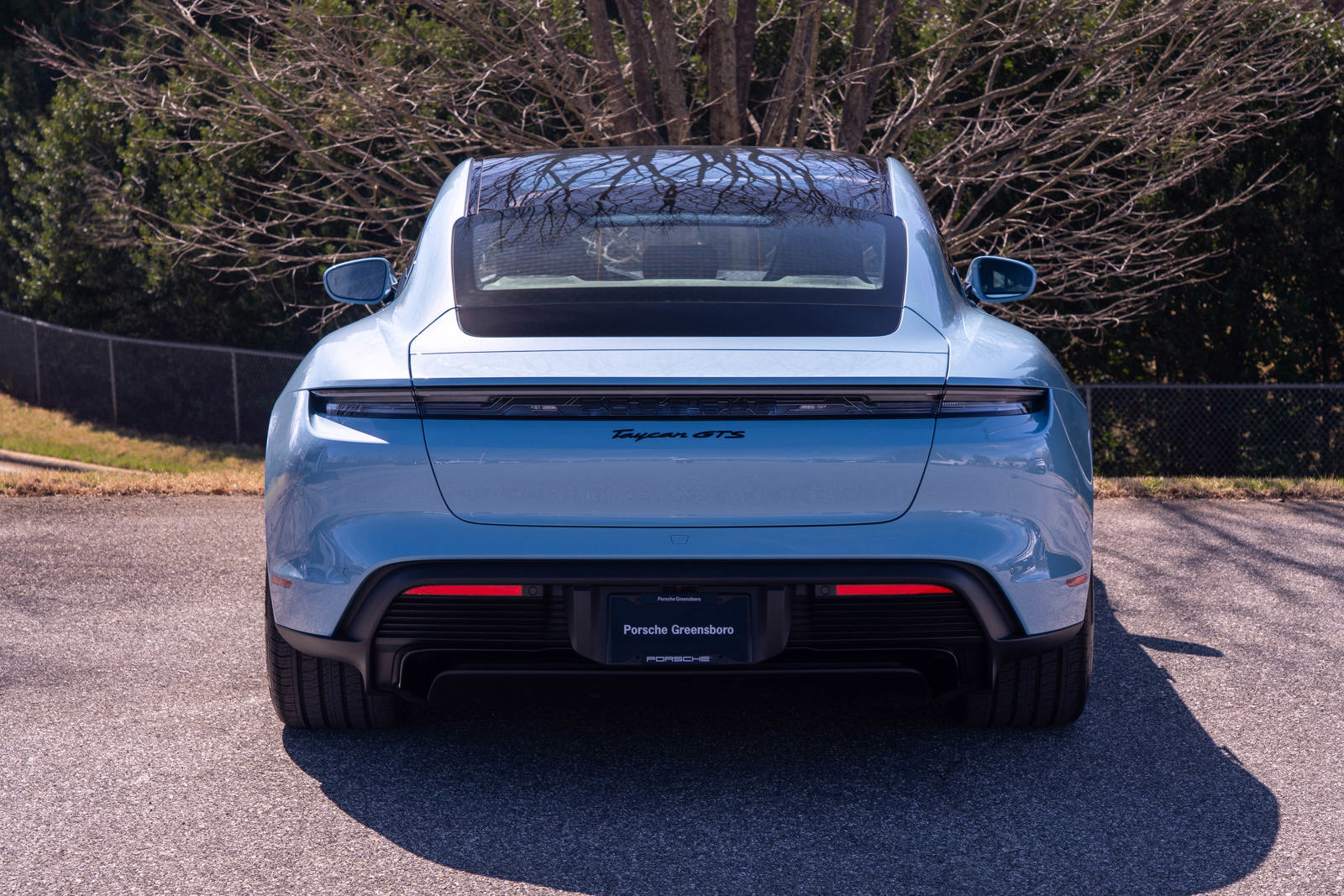 2025 Porsche Taycan GTS photo 8