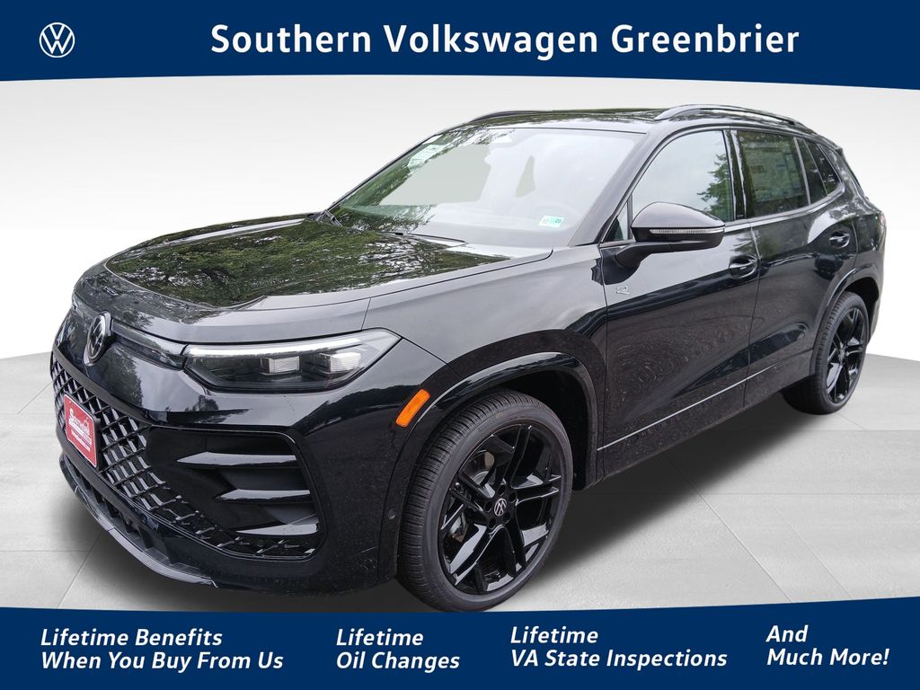 2026 Volkswagen Tiguan SE R-LINE BLACK's photo