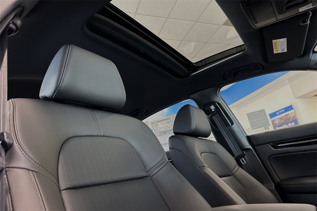 2025 Honda Civic Hybrid Sport Touring photo 15