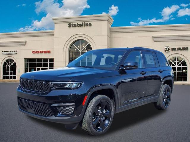 2025 Jeep Grand Cherokee Altitude's photo