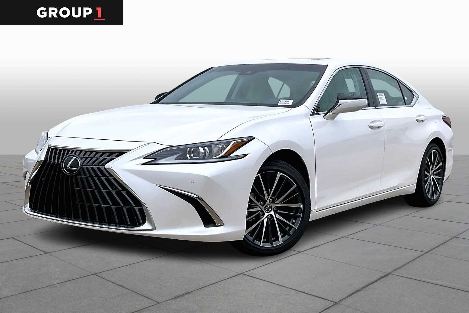 2025 Lexus ES 350's photo