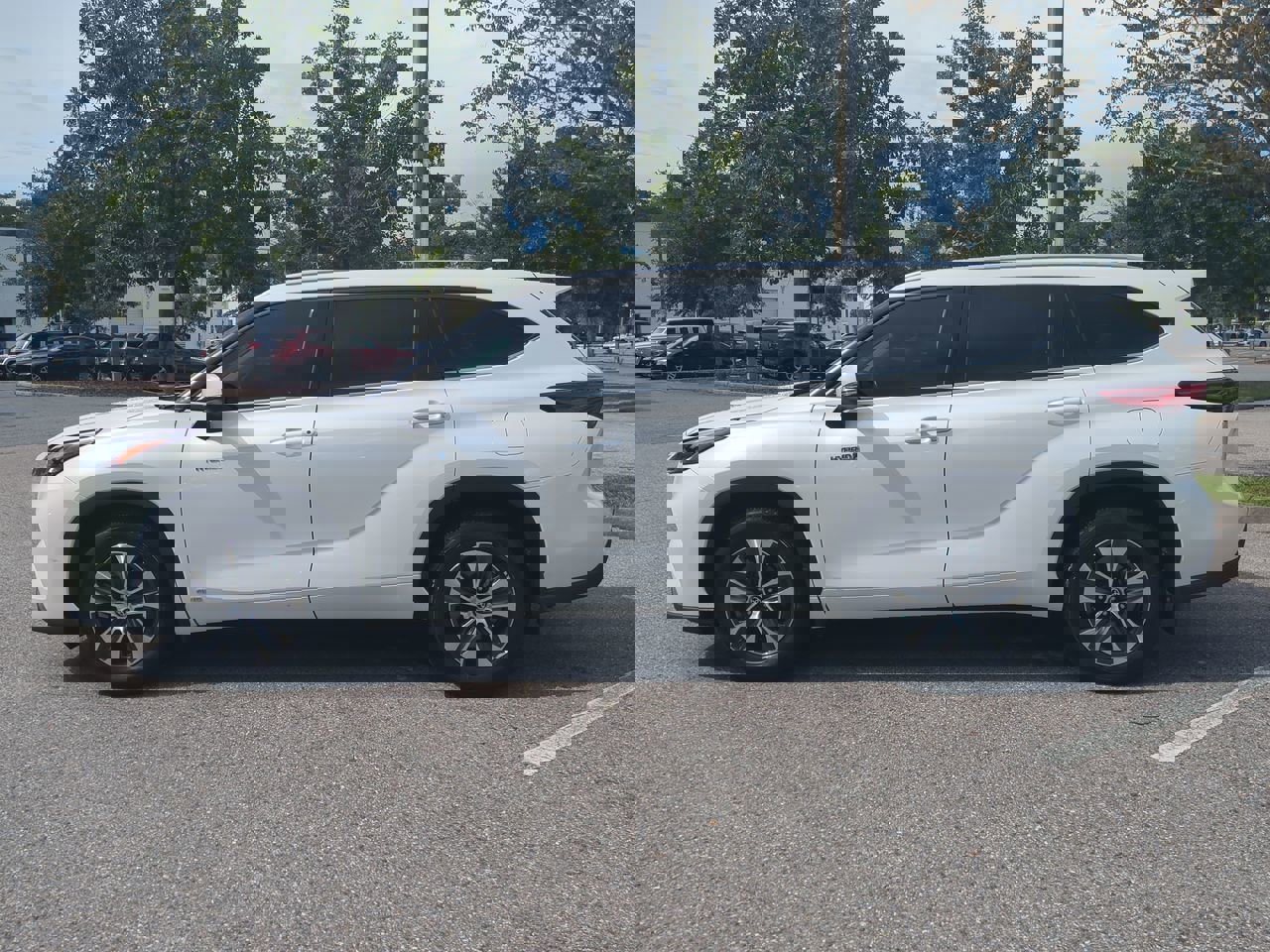 2020 Toyota Highlander Hybrid XLE photo 8