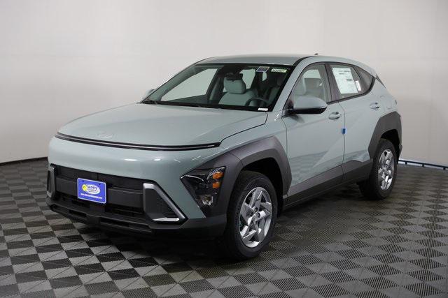 2026 Hyundai Kona SE photo 2