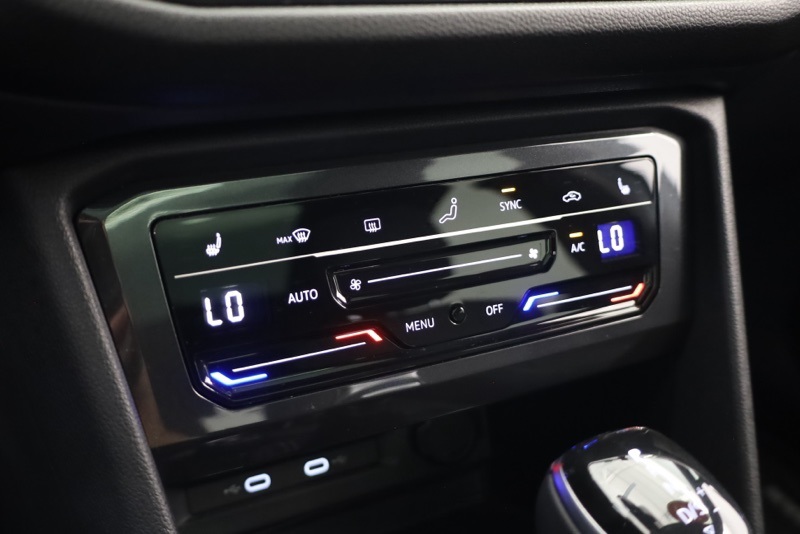 2024 Volkswagen Tiguan SE R-Line Black photo 19