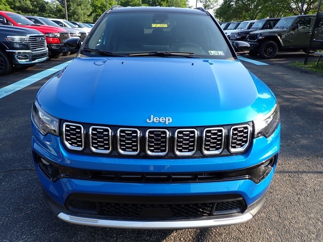 2025 Jeep Compass Limited photo 9