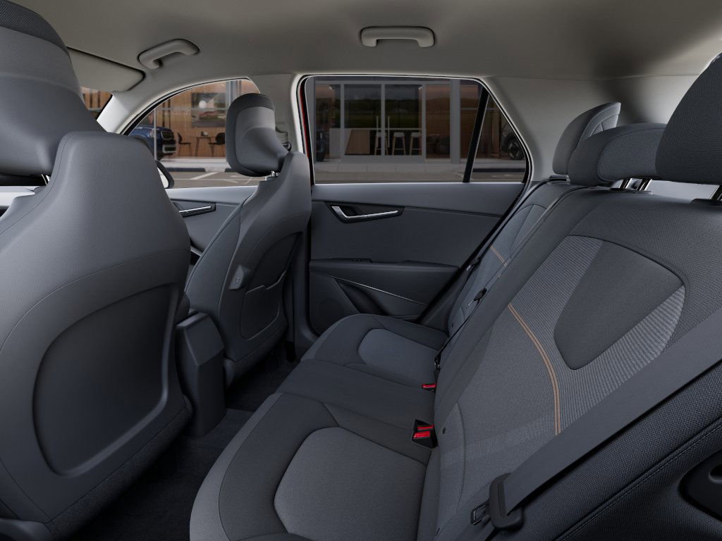 2025 Kia Niro LX photo 18