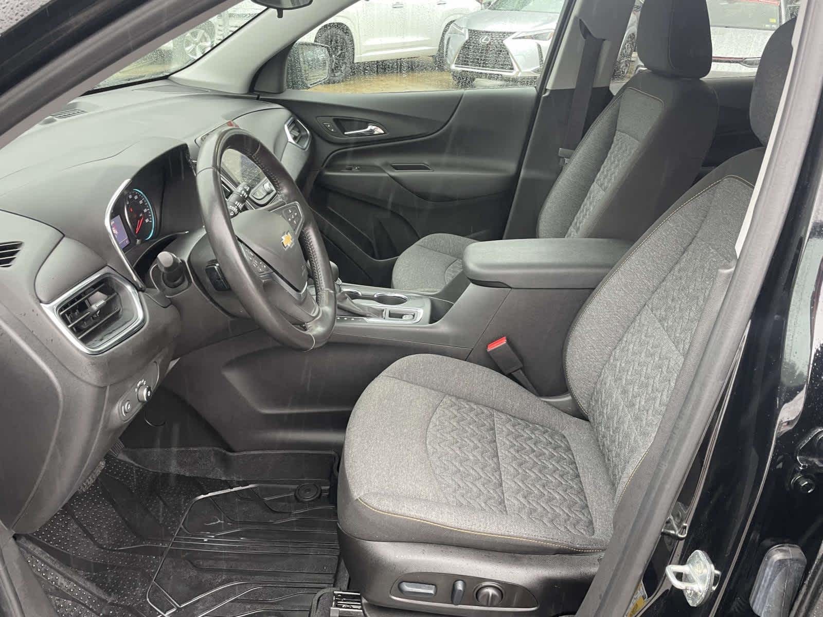 2022 Chevrolet Equinox LT photo 12