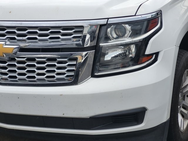 2018 Chevrolet Tahoe LT photo 2