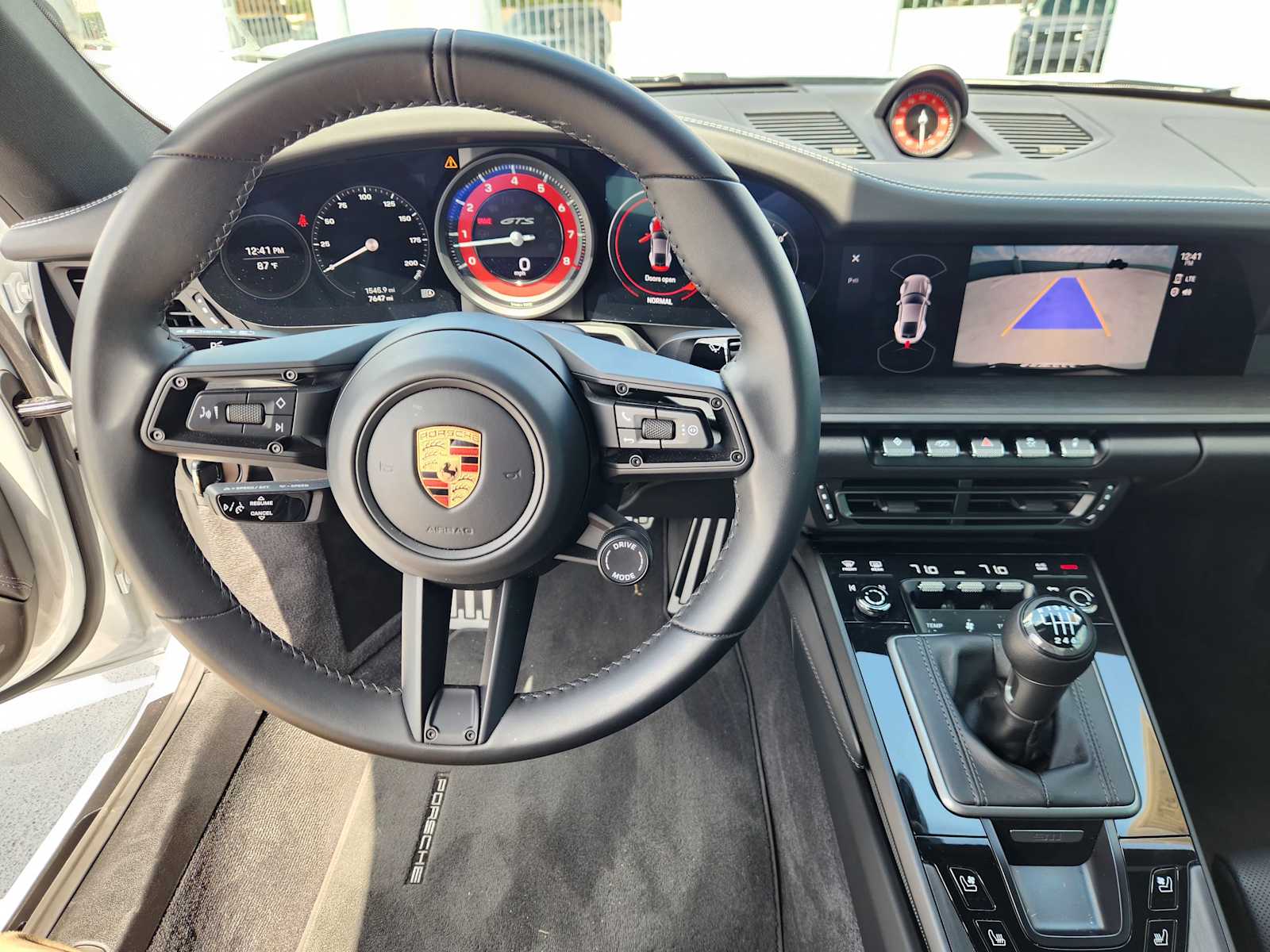 2024 Porsche 911 GTS photo 24