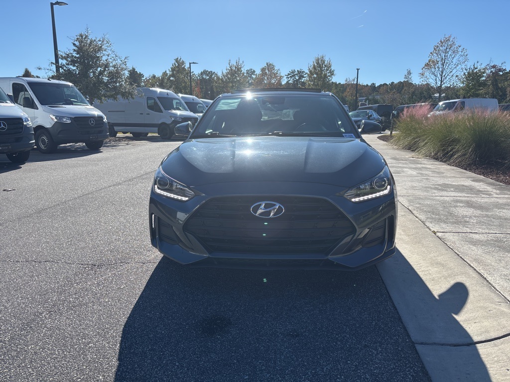 2020 Hyundai Veloster 2.0L Premium photo 4