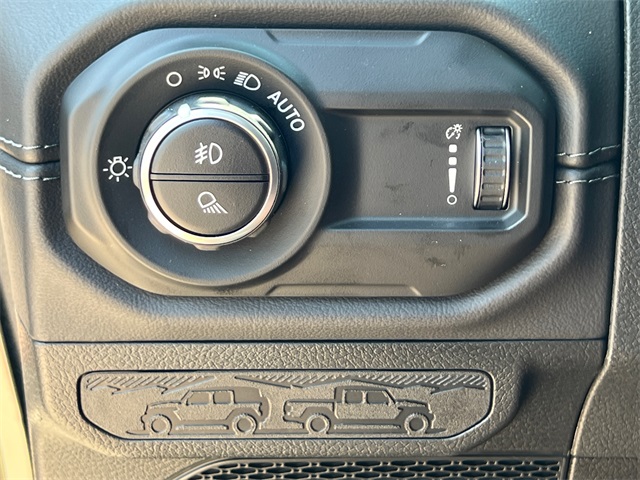 2025 Jeep Gladiator Rubicon photo 19