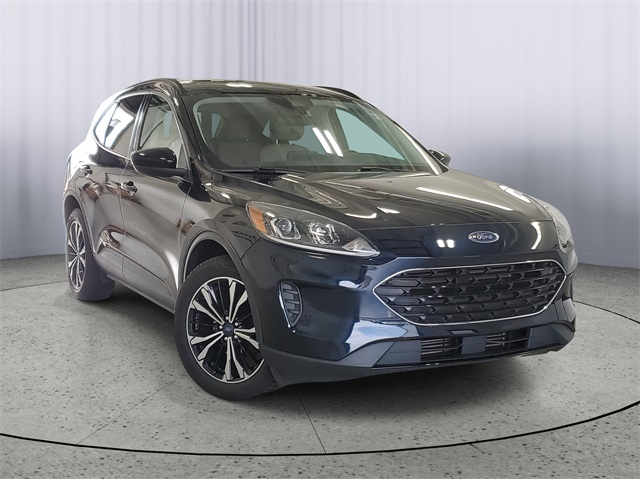 2021 Ford Escape SE photo 2