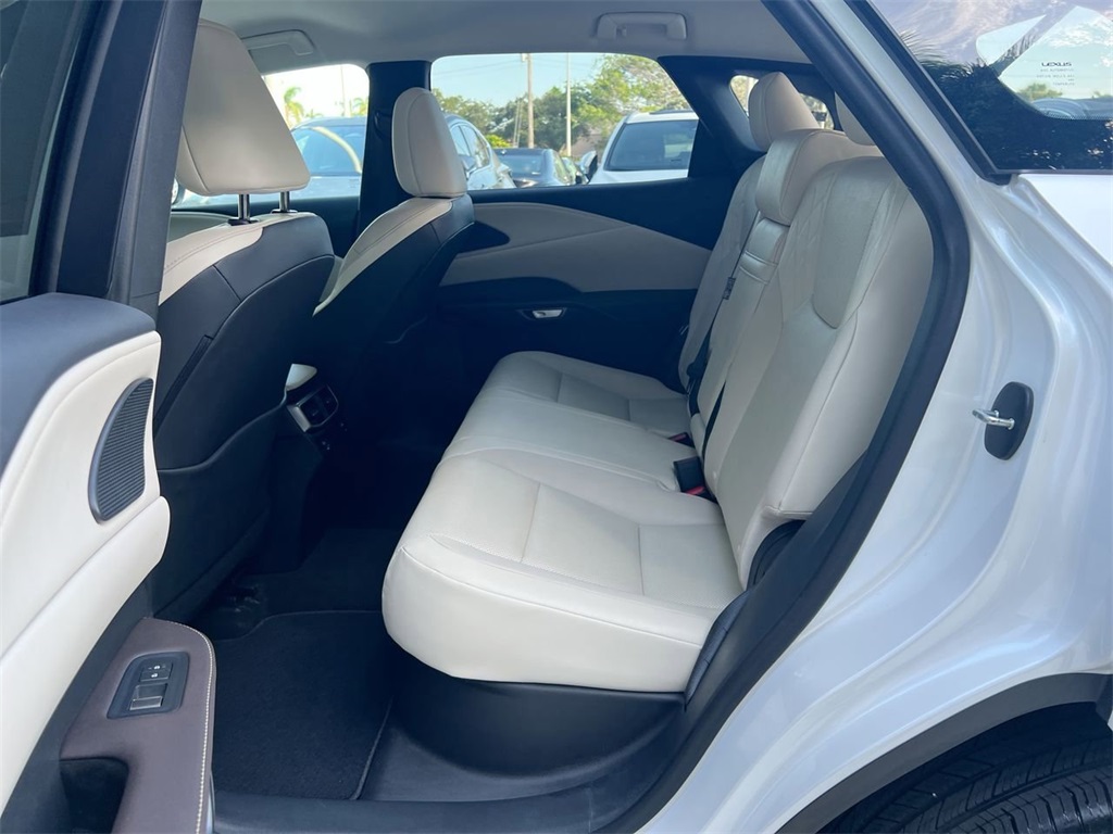 2024 Lexus RX 350 photo 17