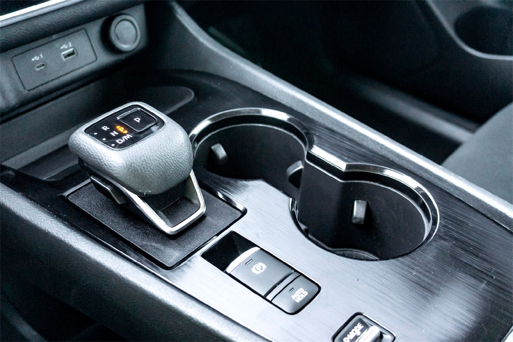 2023 Nissan Rogue S photo 23