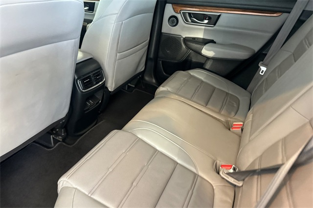 2020 Honda CR-V Hybrid Touring photo 12
