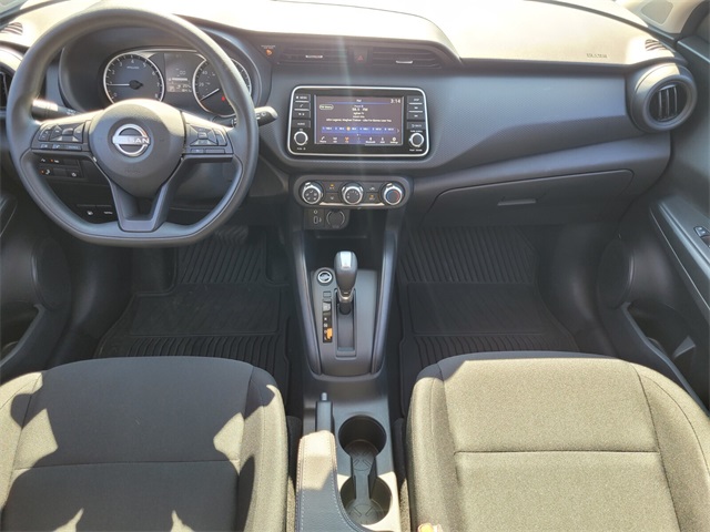 2024 Nissan Kicks S photo 11