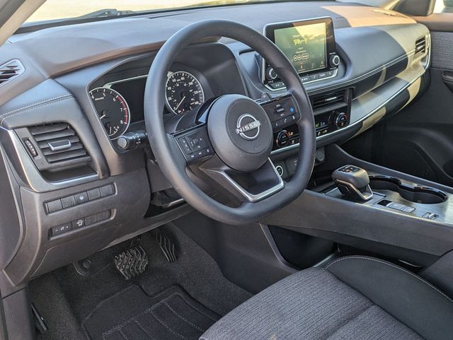 2023 Nissan Rogue SV photo 10