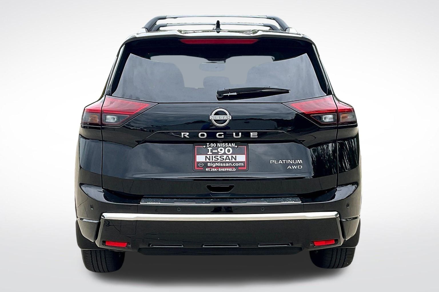 2026 Nissan Rogue Platinum photo 4