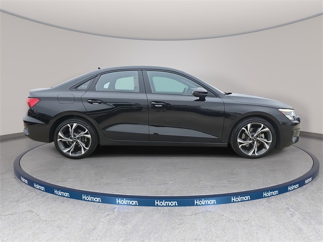 2022 Audi A3 40 Premium Plus photo 2