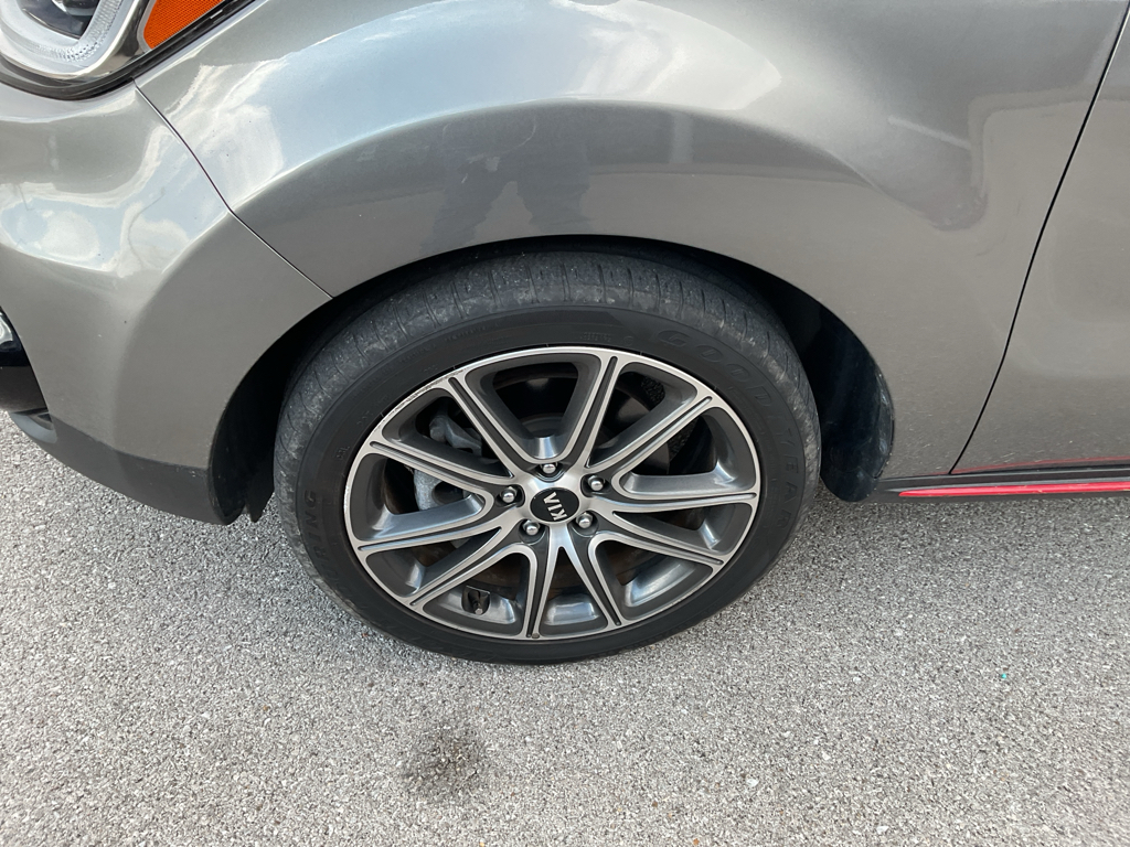 2017 Kia Soul Exclaim photo 4