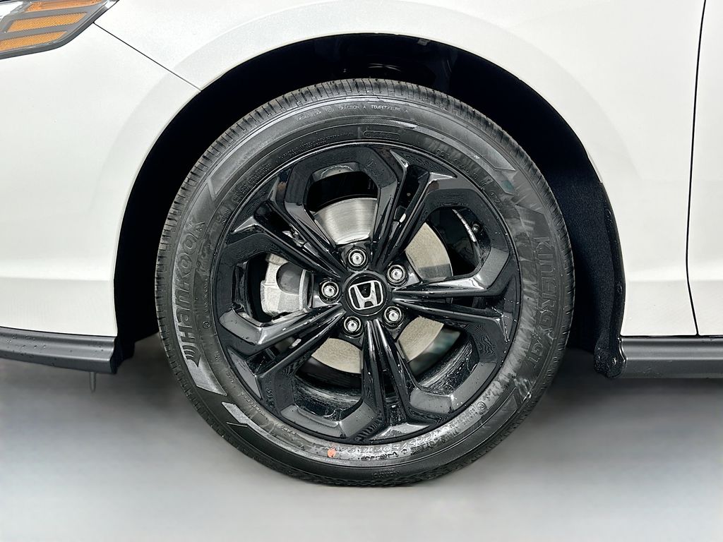 2025 Honda Accord 1.5T SE photo 21