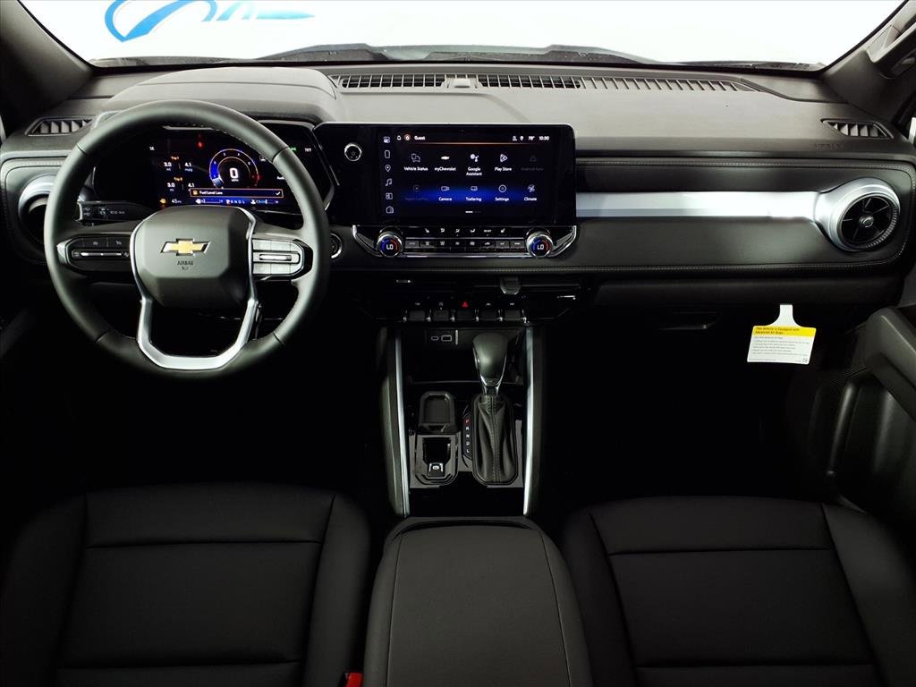 2026 Chevrolet Colorado LT photo 3