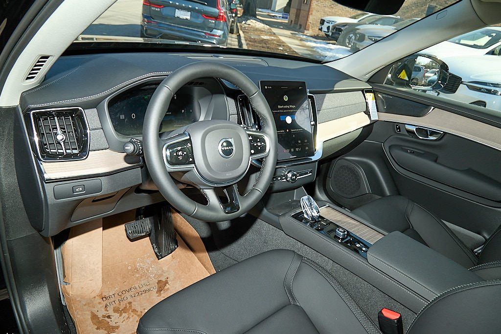 2026 VOLVO XC90 - Image 11