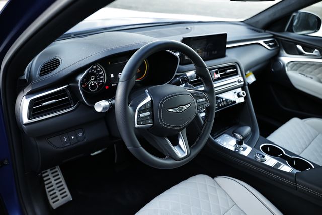 2025 Genesis G70 3.3T Sport Advanced photo 19