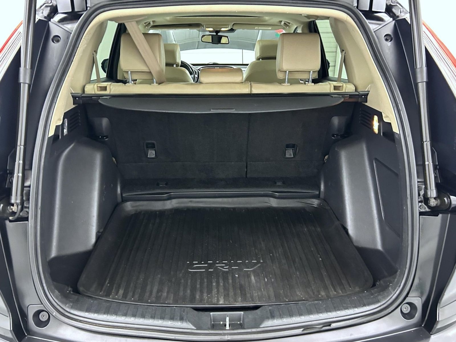 2018 Honda CR-V Touring photo 20