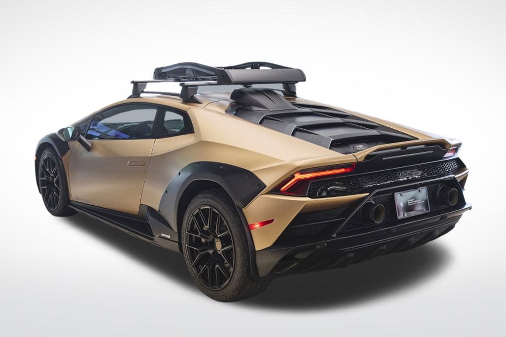 2024 Lamborghini Huracan Sterrato photo 3