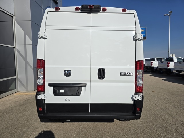 2025 Ram ProMaster 2500 photo 2