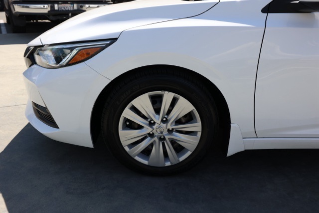2021 Nissan Sentra S photo 9
