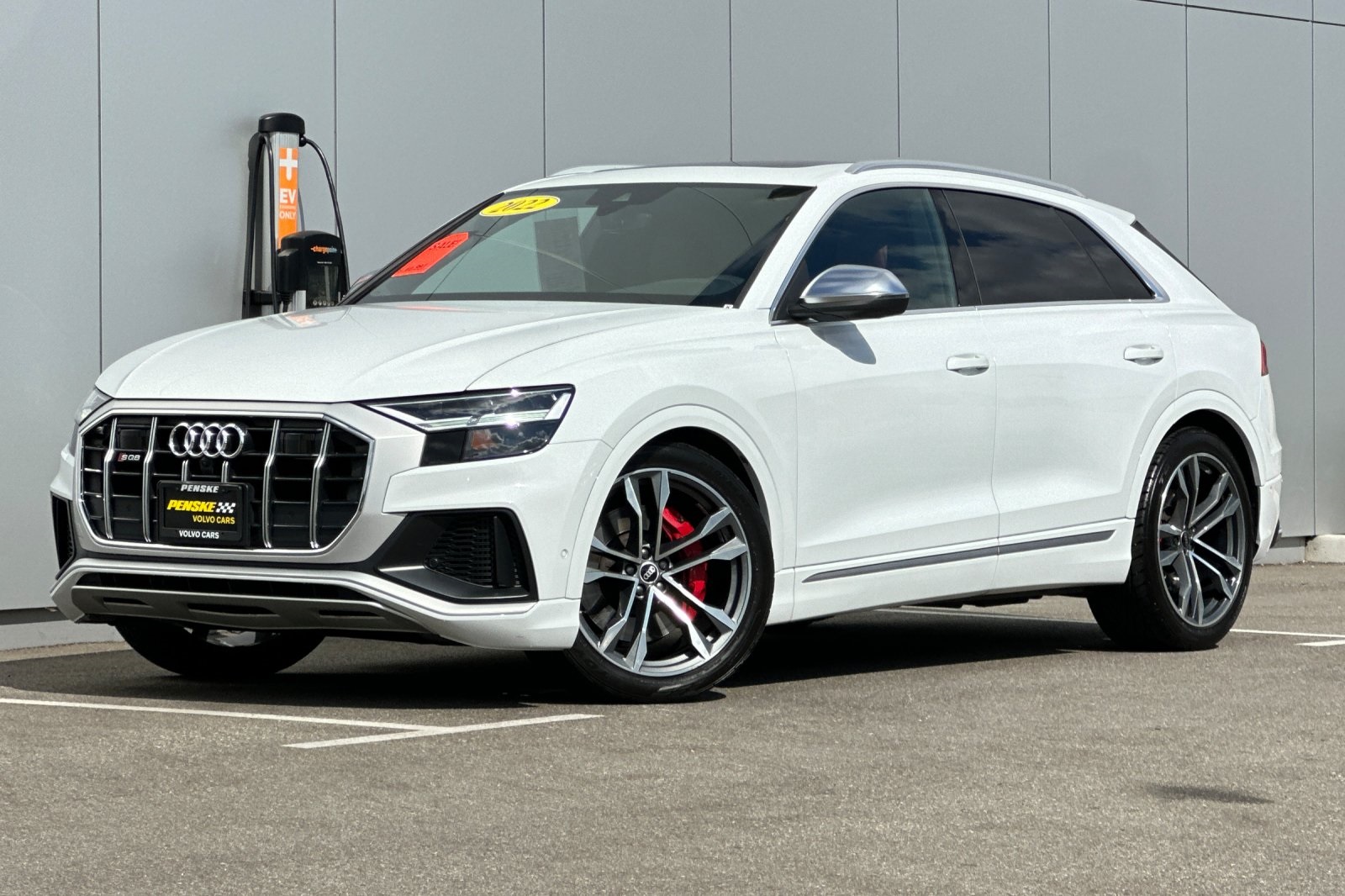 2022 Audi SQ8