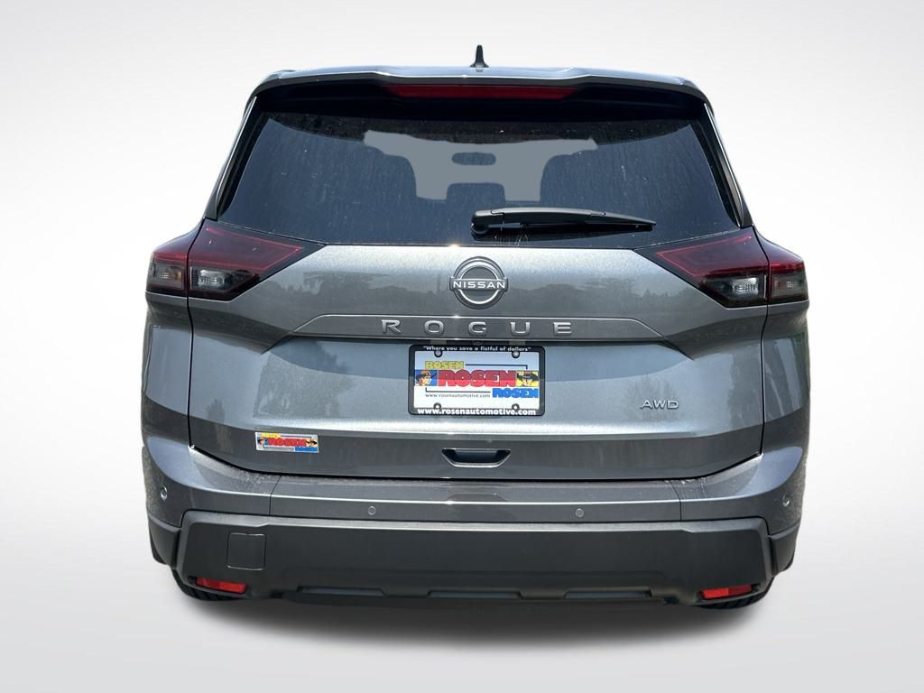 2026 Nissan Rogue S photo 4