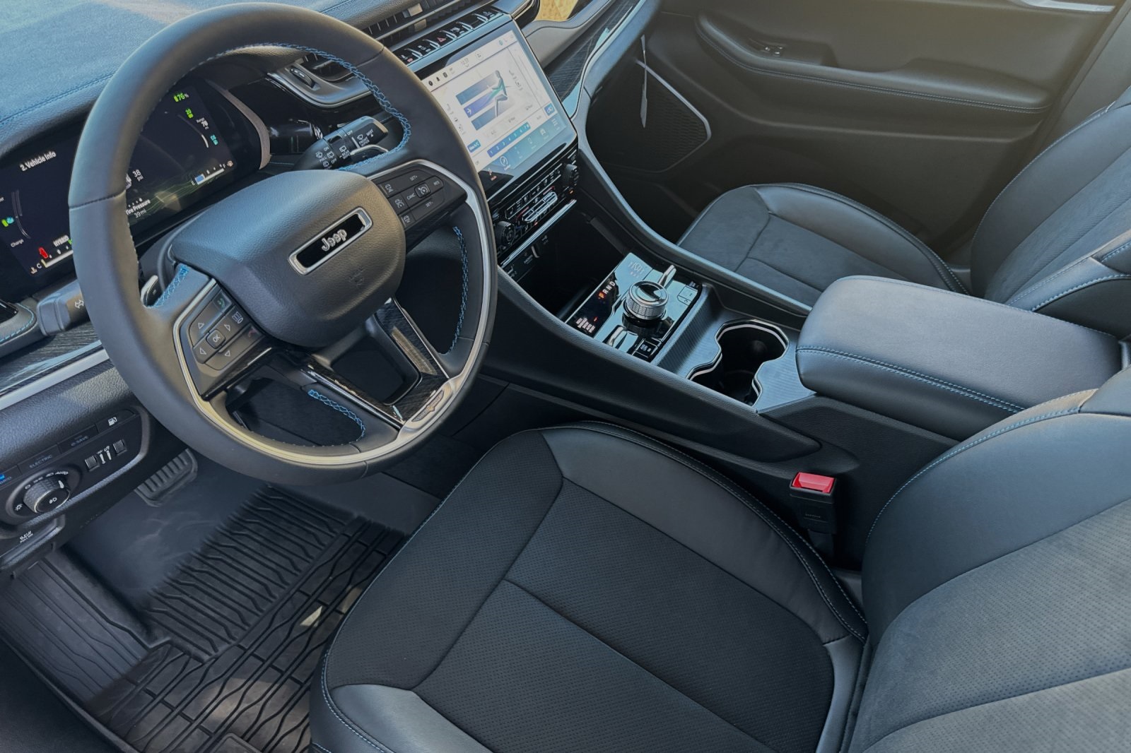 2023 Jeep Grand Cherokee Trailhawk 4xe photo 9