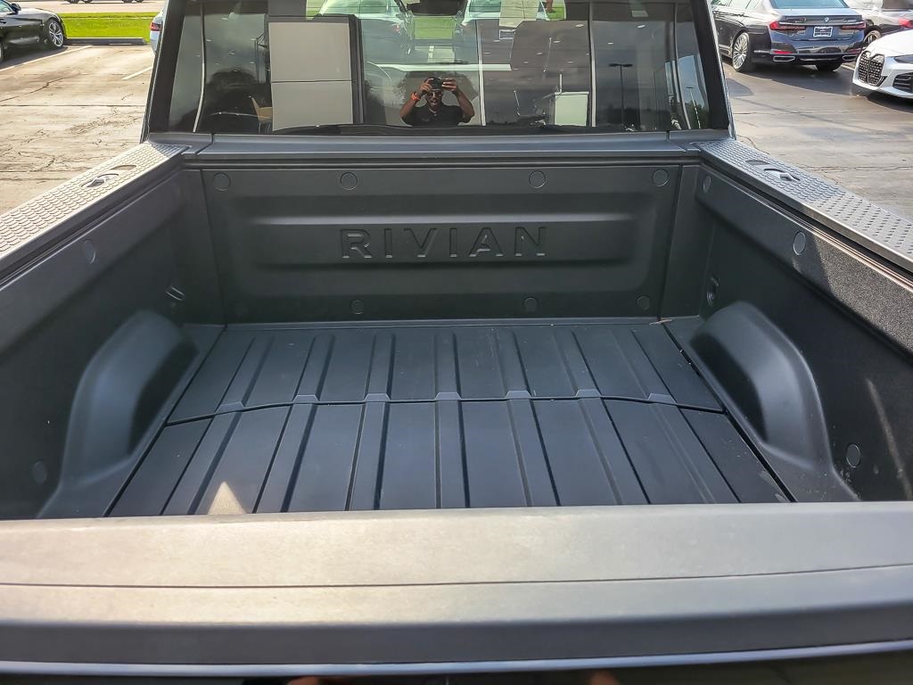 2023 Rivian R1T Adventure photo 18