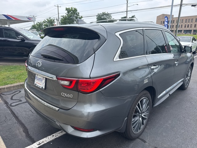 2019 Infiniti QX60 Luxe photo 3